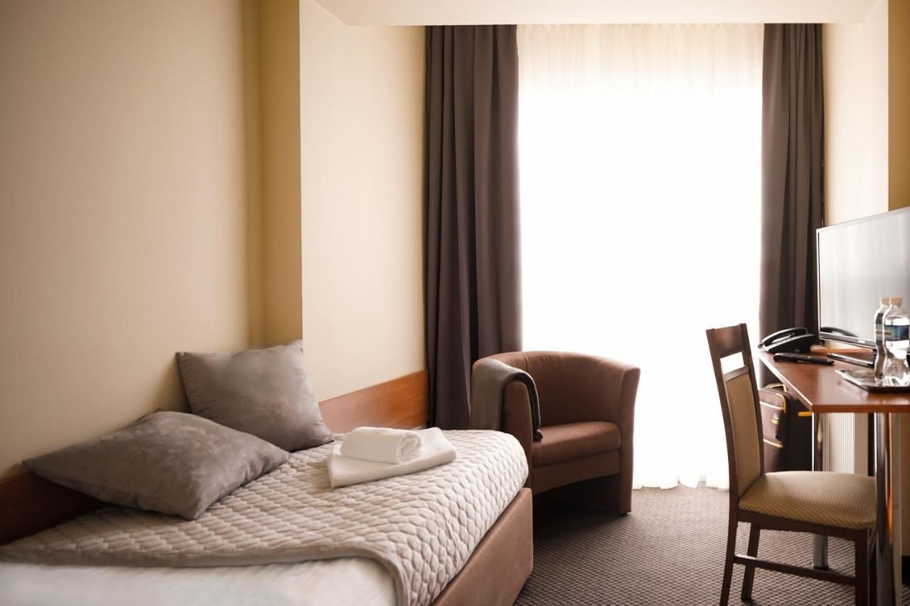 Отели типа «постель и завтрак» HotelsLublin Люблин-4