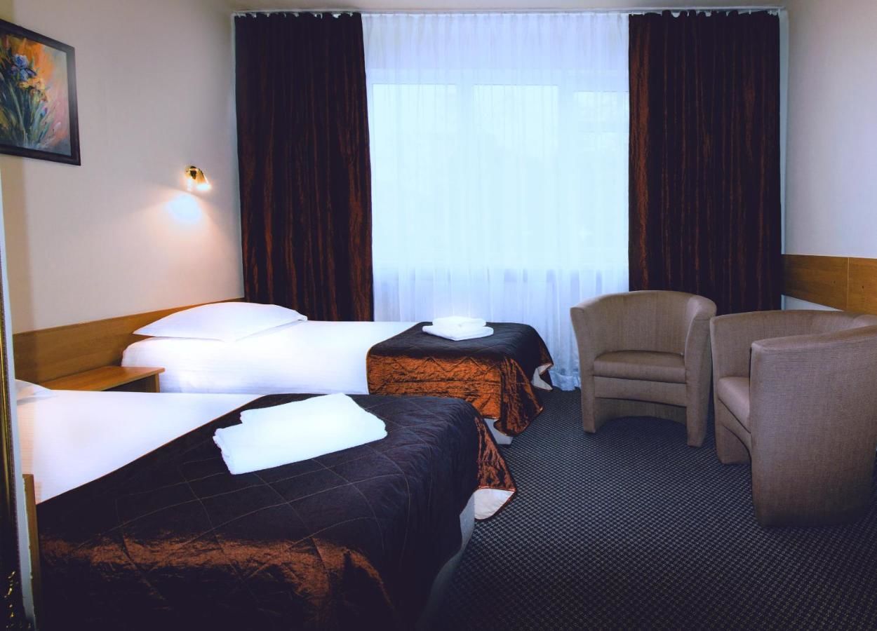 Отели типа «постель и завтрак» HotelsLublin Люблин-17