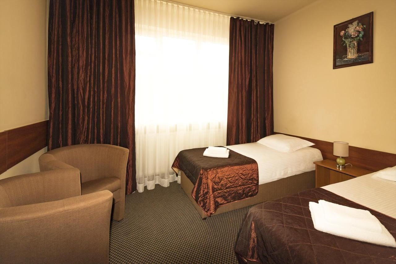 Отели типа «постель и завтрак» HotelsLublin Люблин-26