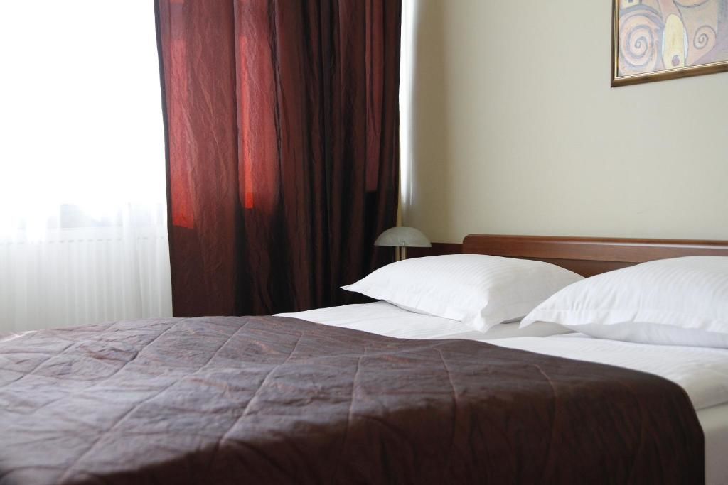 Отели типа «постель и завтрак» HotelsLublin Люблин-54