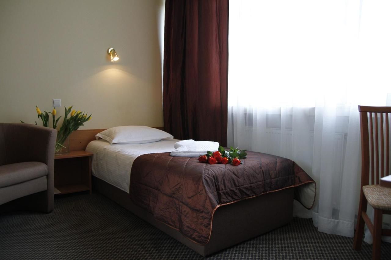 Отели типа «постель и завтрак» HotelsLublin Люблин-10