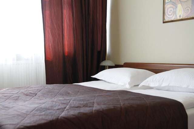 Отели типа «постель и завтрак» HotelsLublin Люблин-53